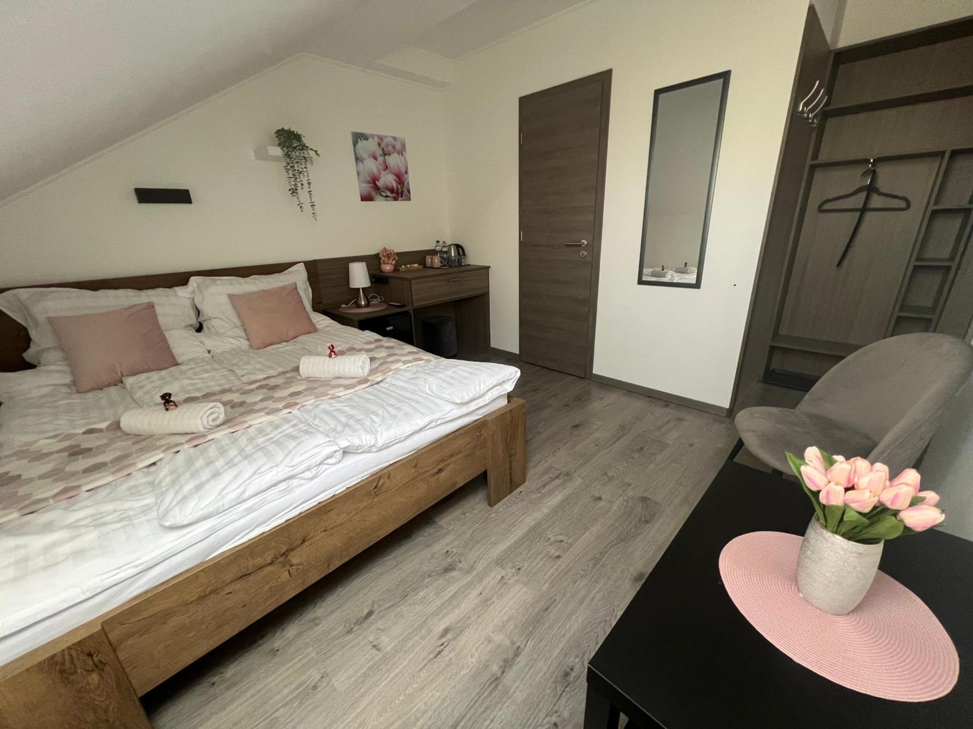 Sophia Apartman Goedoello Buitenkant foto