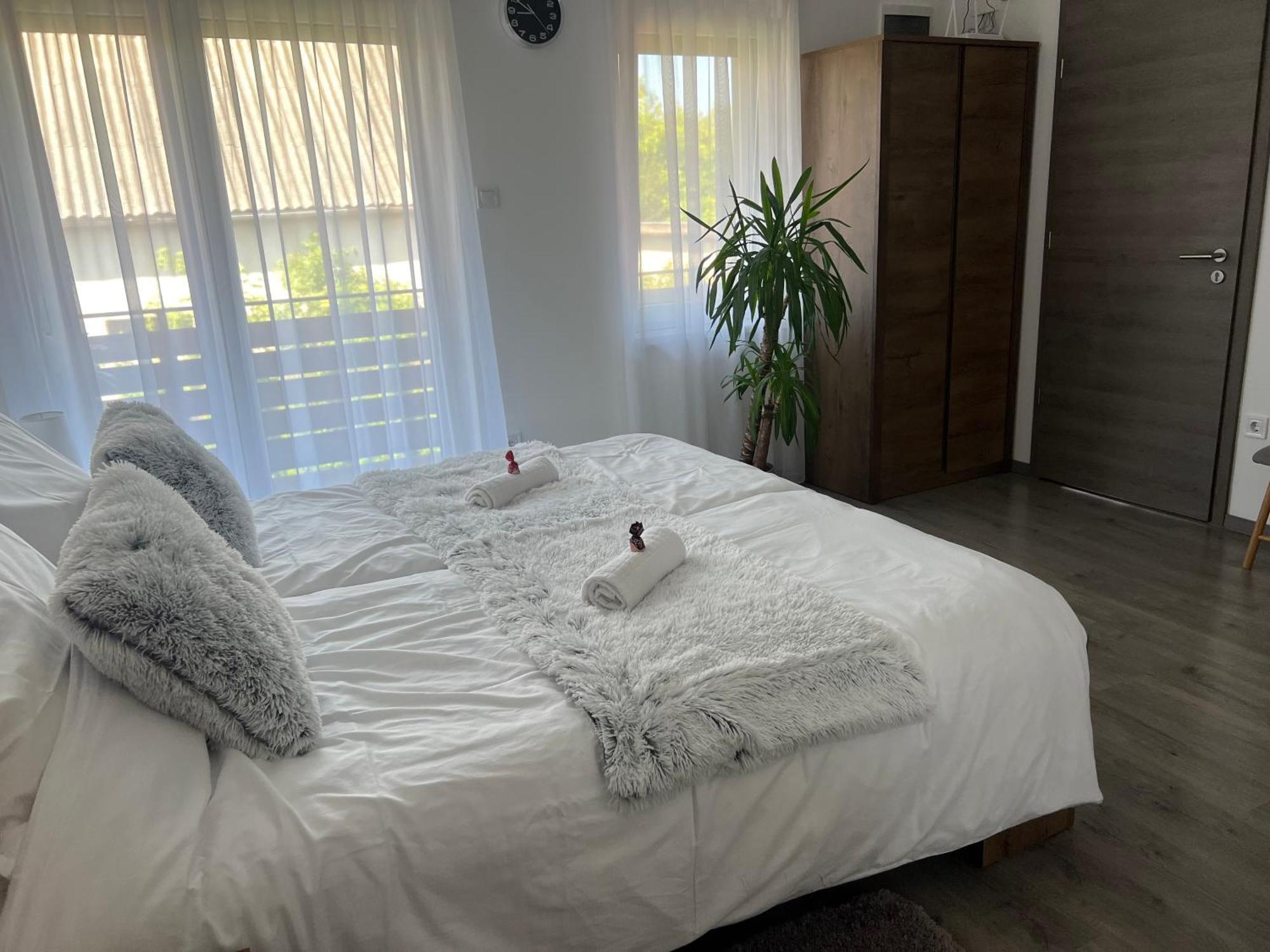 Sophia Apartman Goedoello Buitenkant foto